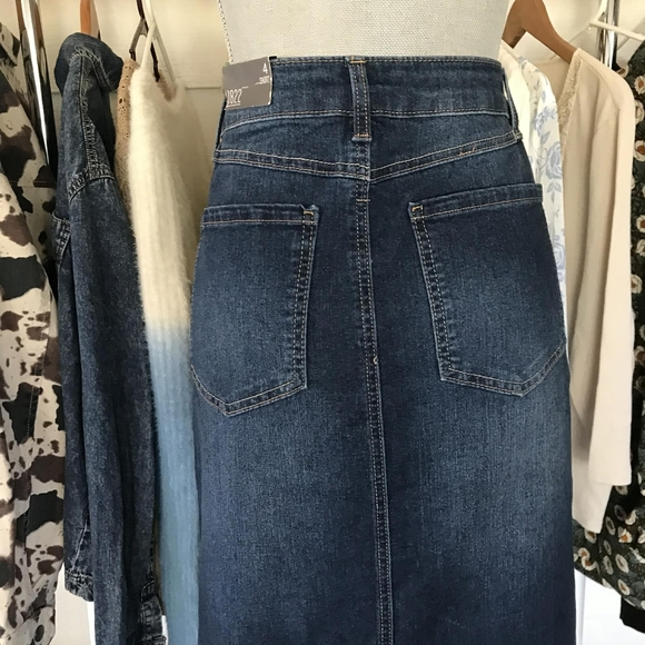 1822 Denim Dark Navy High Rise NWOT Maxi Skirt Womens Size 28 Inch Waist - Picture 5 of 9